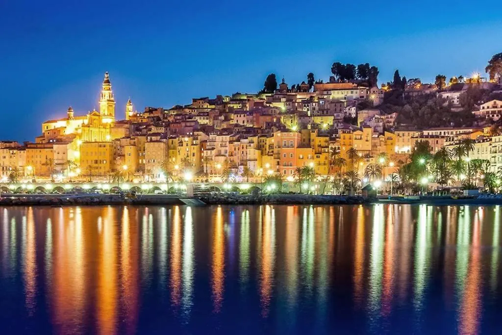 Apartment Belle Époque Palace Suites: Seaside Elegance in Menton