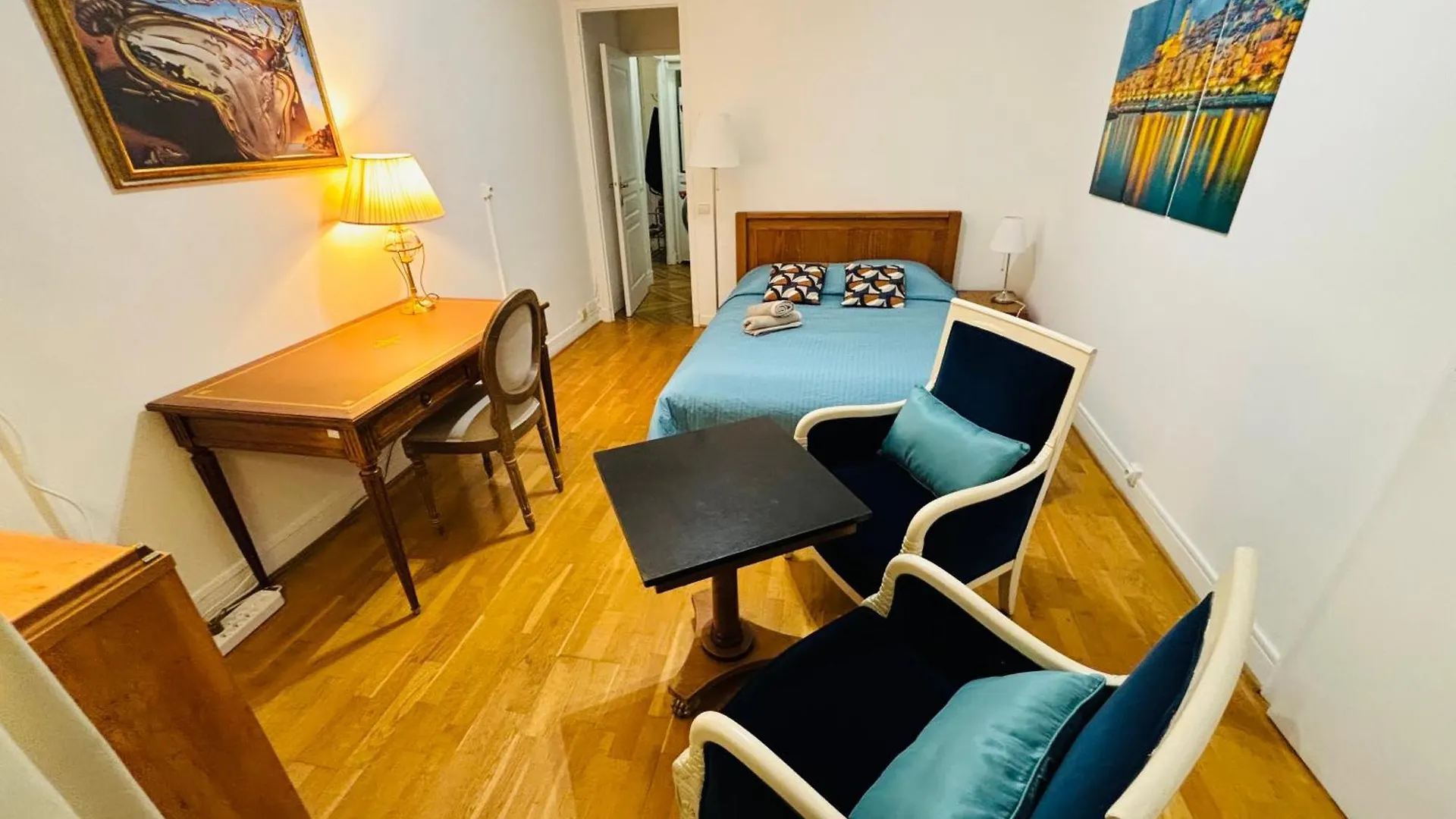 Apartment Belle Époque Palace Suites: Seaside Elegance in Menton
