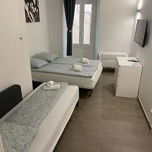 Apartment Renovated In The Heart Of The Old Town, Menton